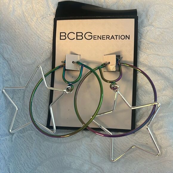 BCBGENERATION NEW COLOR HOOPS AND STAR SLIVER ATTACHED EARRINGS - Picture 2 of 6
